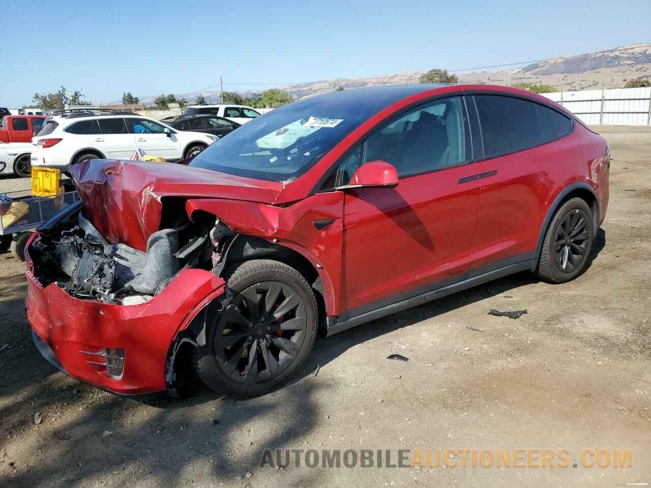 5YJXCBE47HF035399 TESLA MODEL X 2017