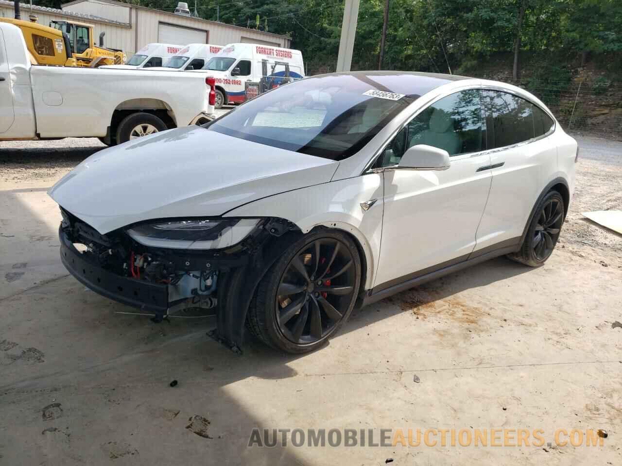 5YJXCBE48GF025673 TESLA MODEL X 2016