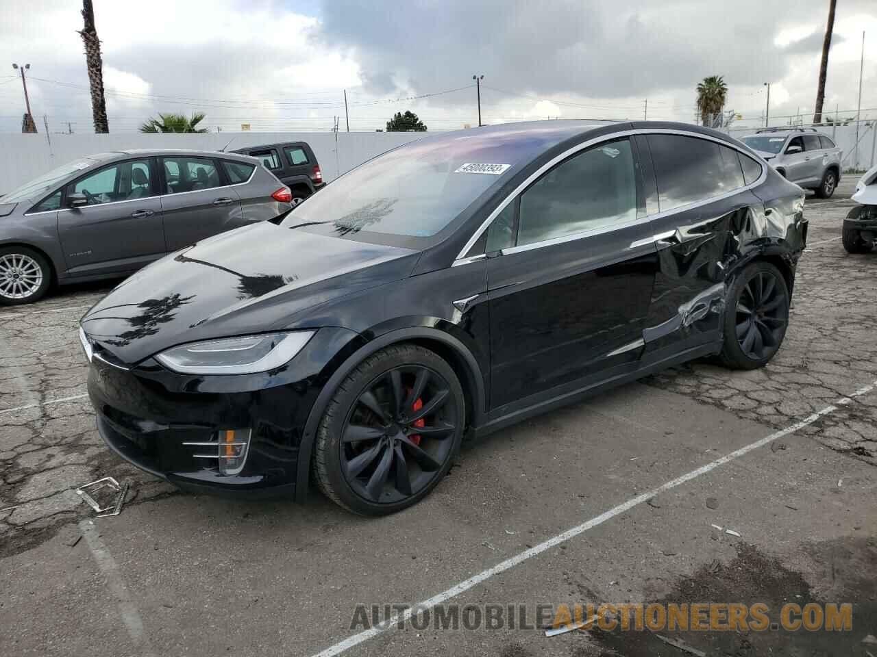 5YJXCBE48JF143391 TESLA MODEL X 2018