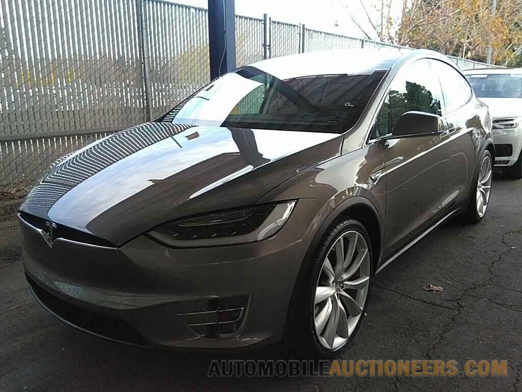 5YJXCBE49GF000409 Tesla Model X 2016