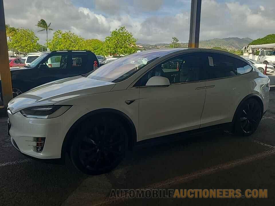 5YJXCBE49HF035789 Tesla Model X 2017