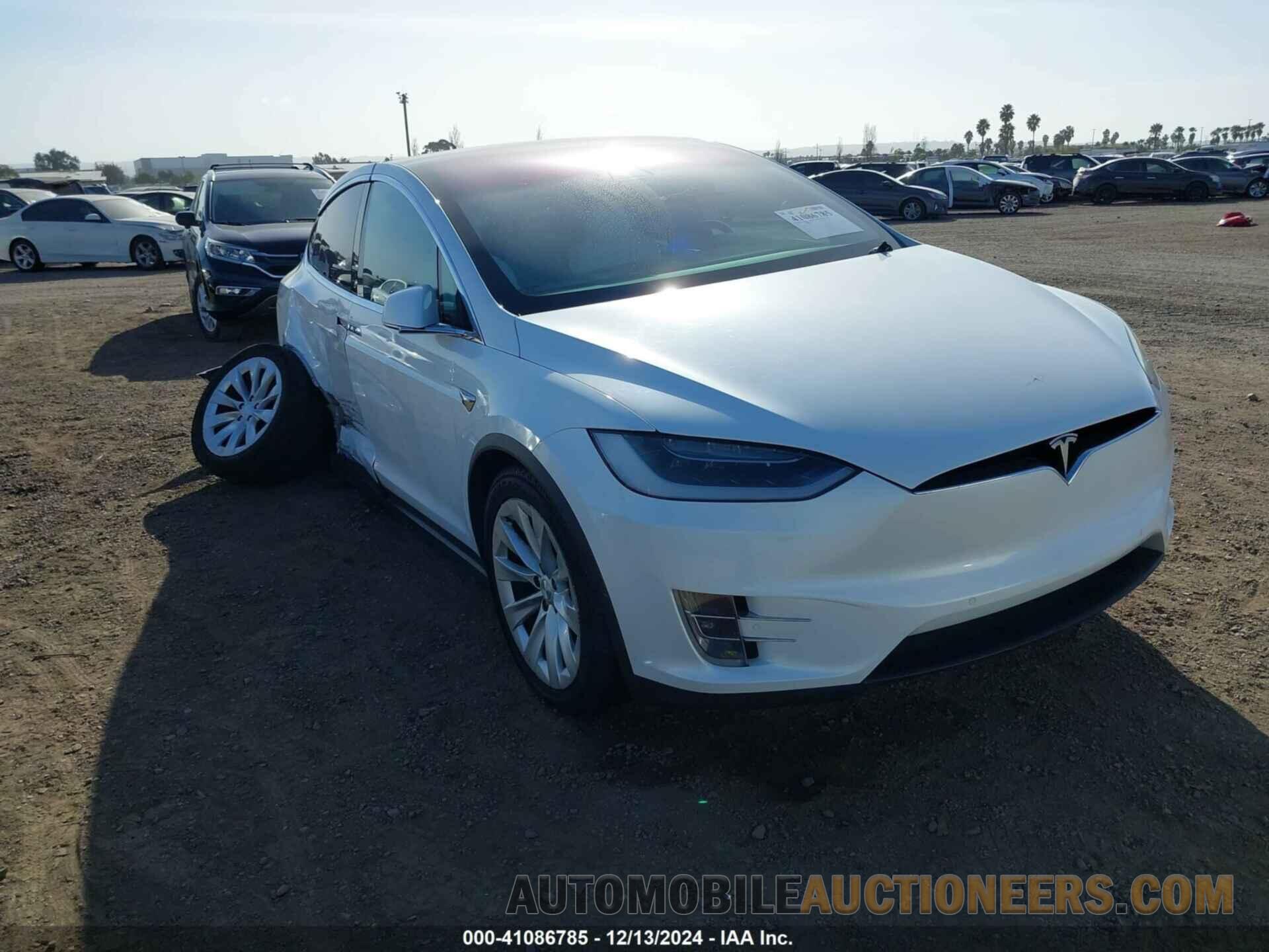 5YJXCBE49JF091270 TESLA MODEL X 2018