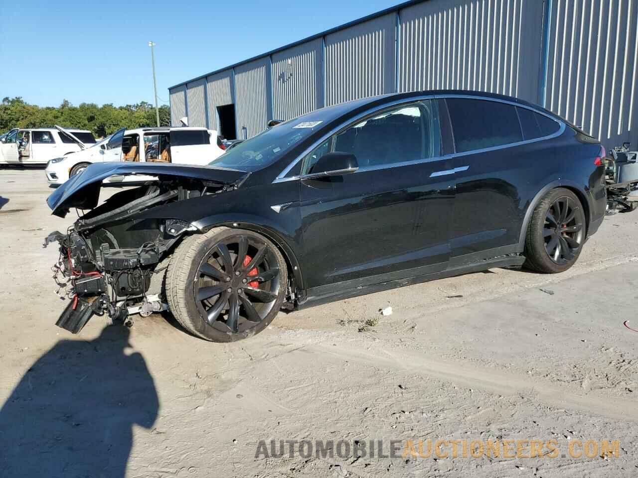 5YJXCBE4XKF155639 TESLA MODEL X 2019