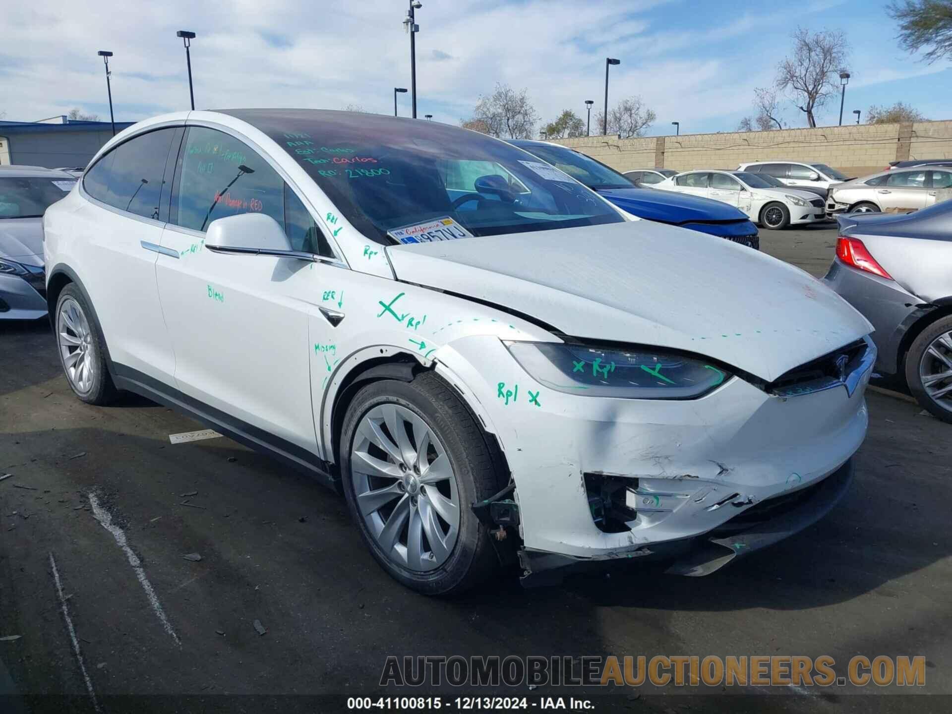 5YJXCDE20JF089823 TESLA MODEL X 2018