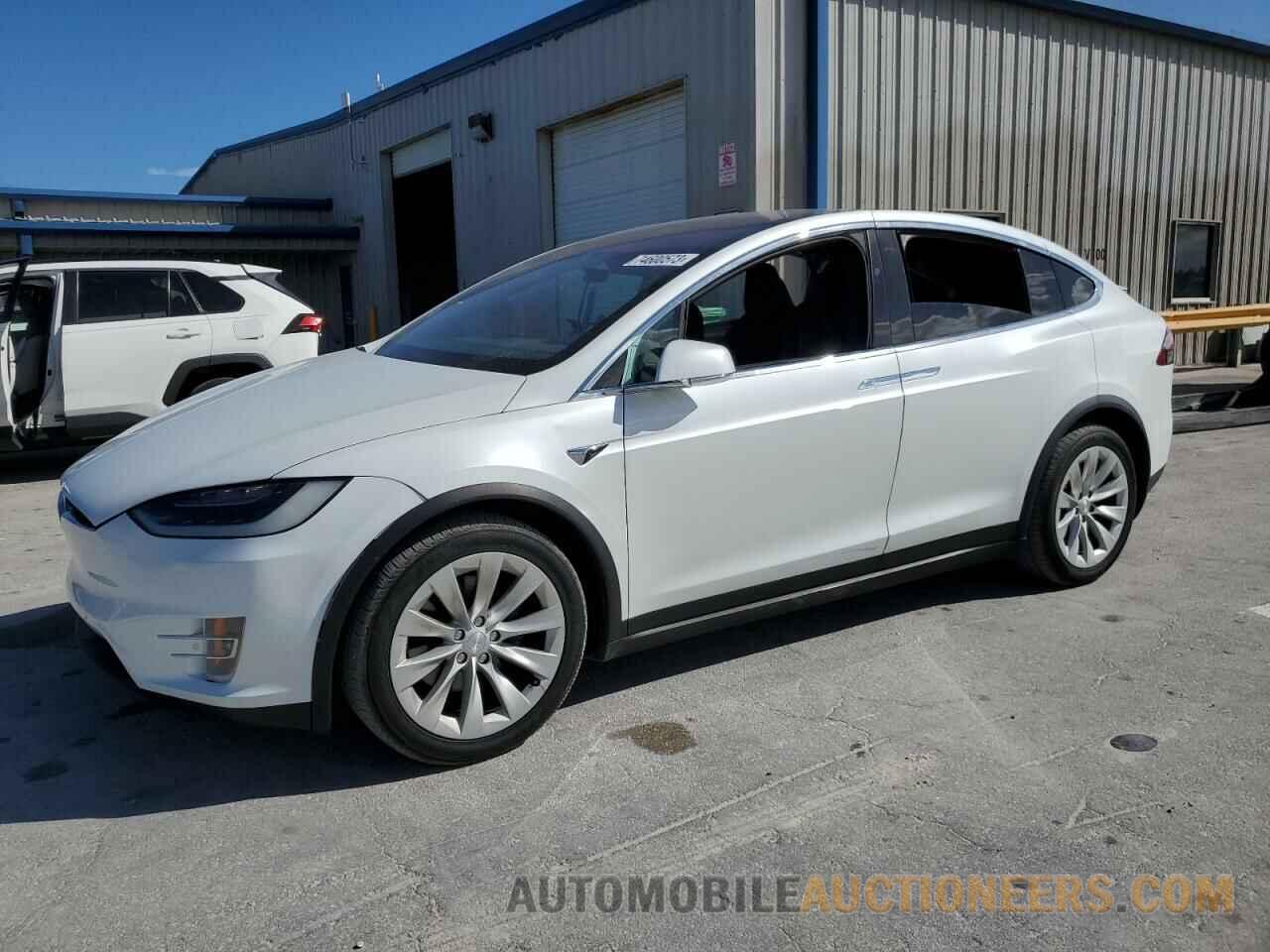 5YJXCDE20JF143623 TESLA MODEL X 2018