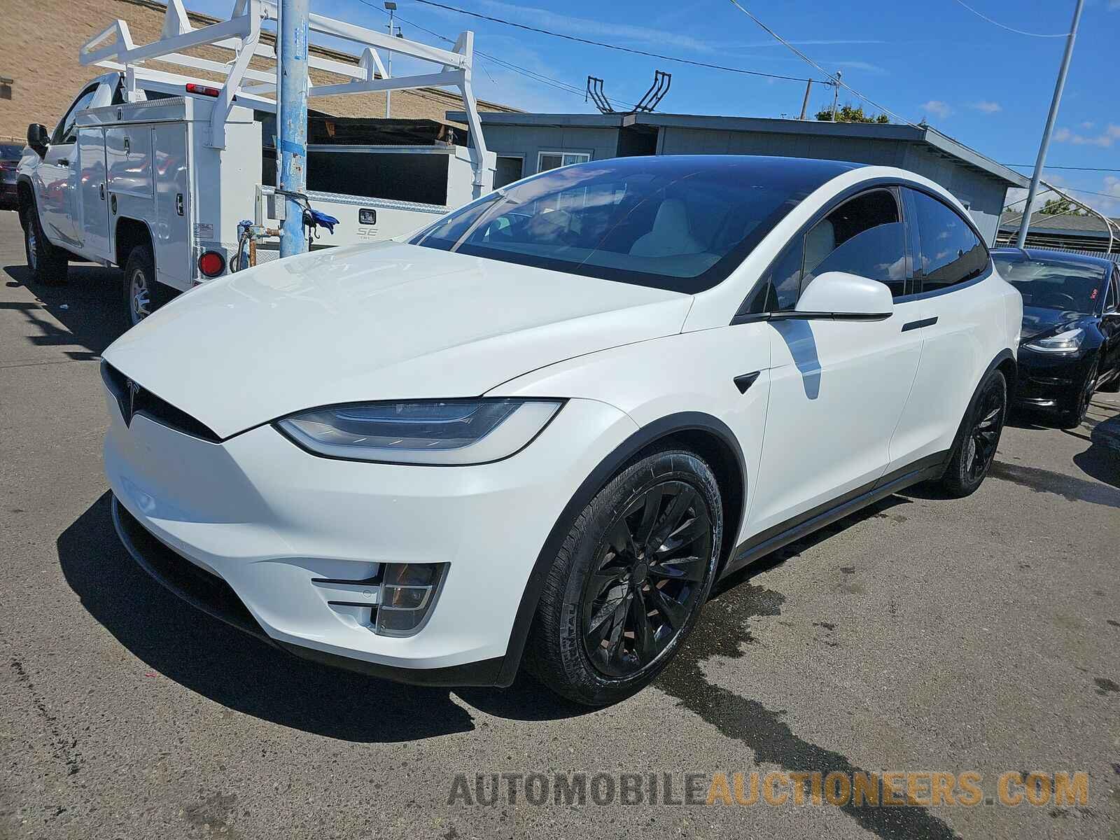 5YJXCDE20KF206673 Tesla Model X 2019