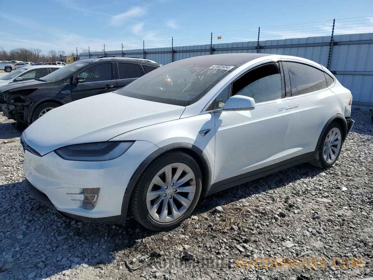 5YJXCDE20LF249217 TESLA MODEL X 2020