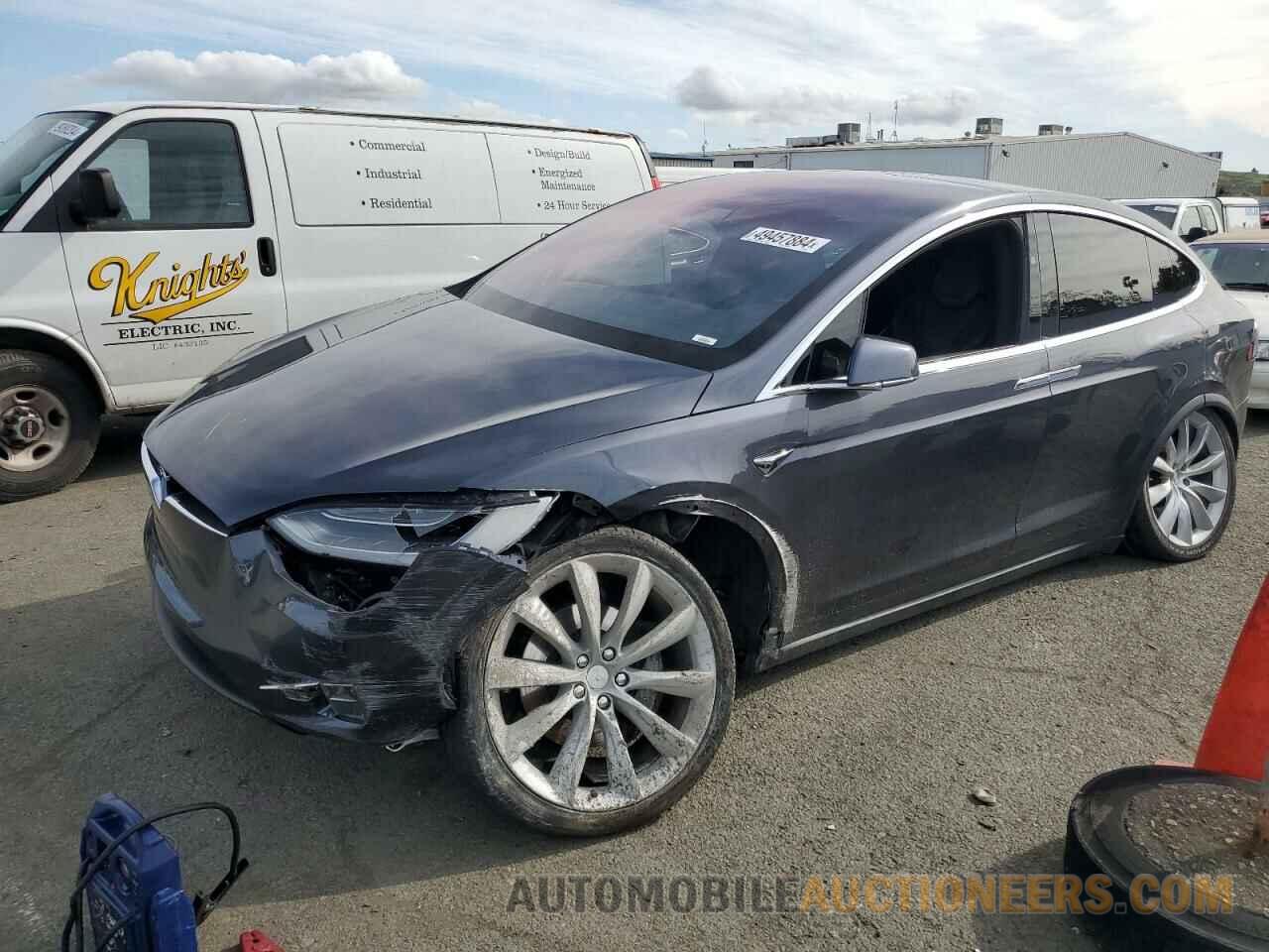 5YJXCDE21HF035652 TESLA MODEL X 2017