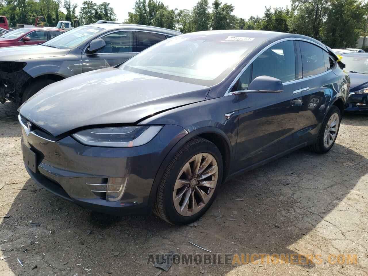 5YJXCDE21HF052175 TESLA MODEL X 2017