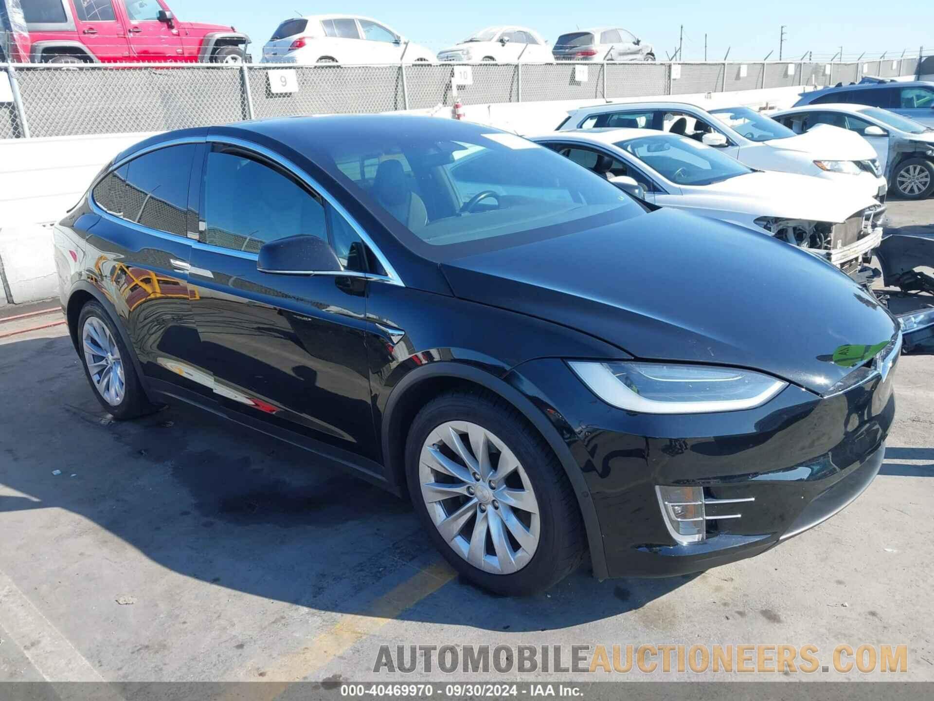 5YJXCDE21JF087157 TESLA MODEL X 2018