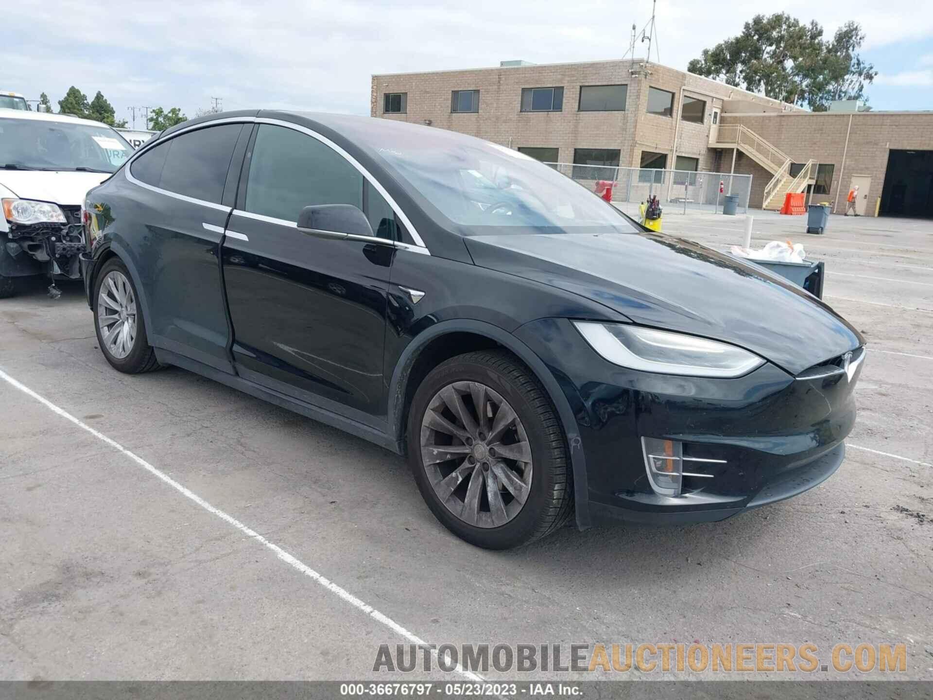 5YJXCDE21JF135840 TESLA MODEL X 2018