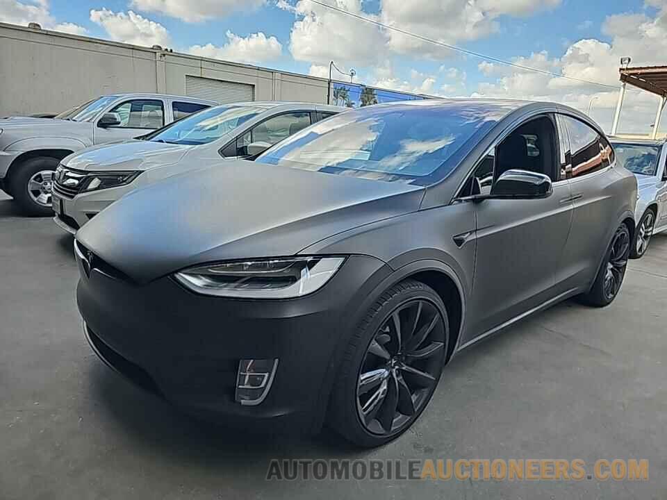 5YJXCDE21JF137779 Tesla Model X 2018