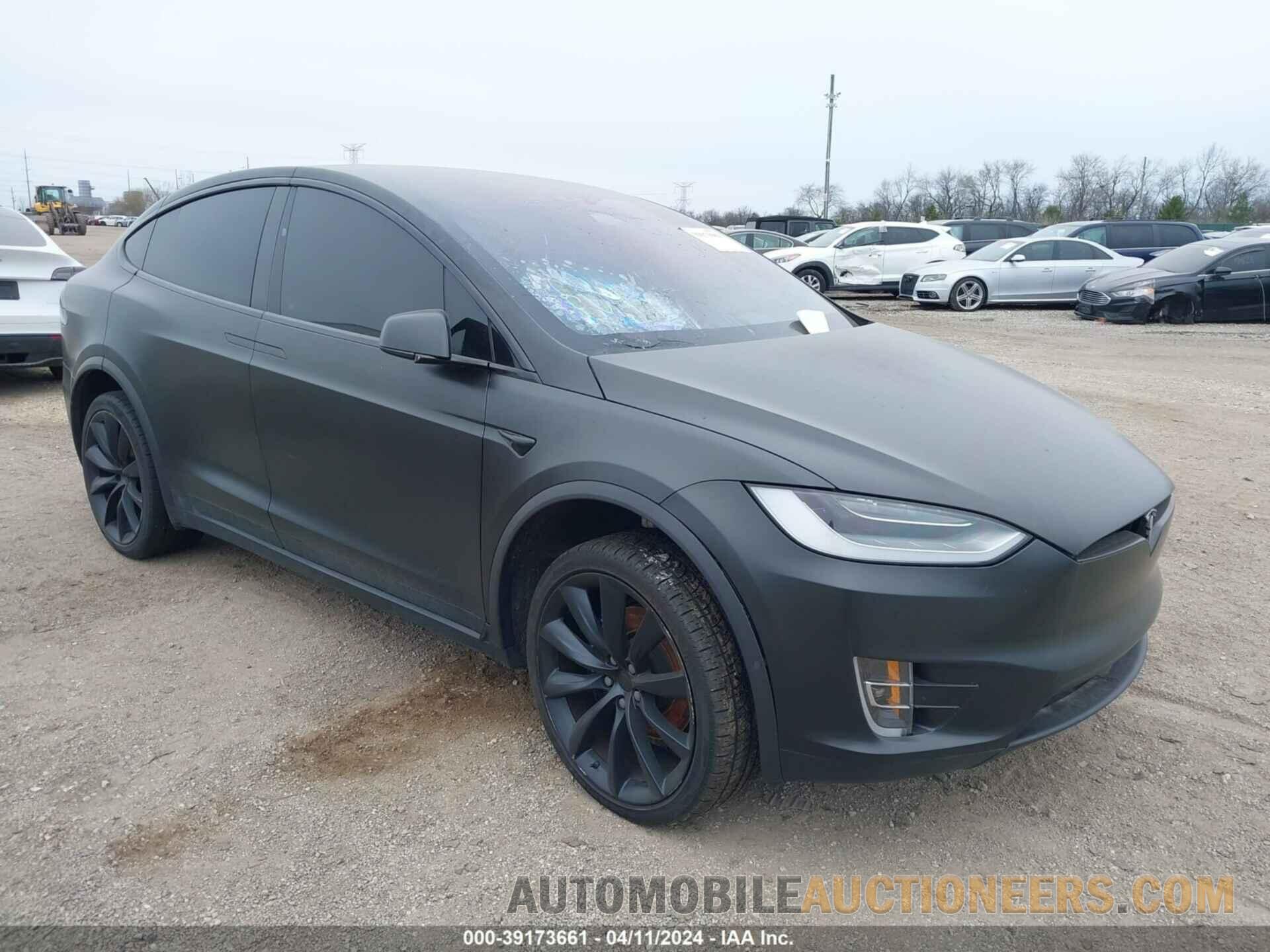 5YJXCDE21LF249498 TESLA MODEL X 2020