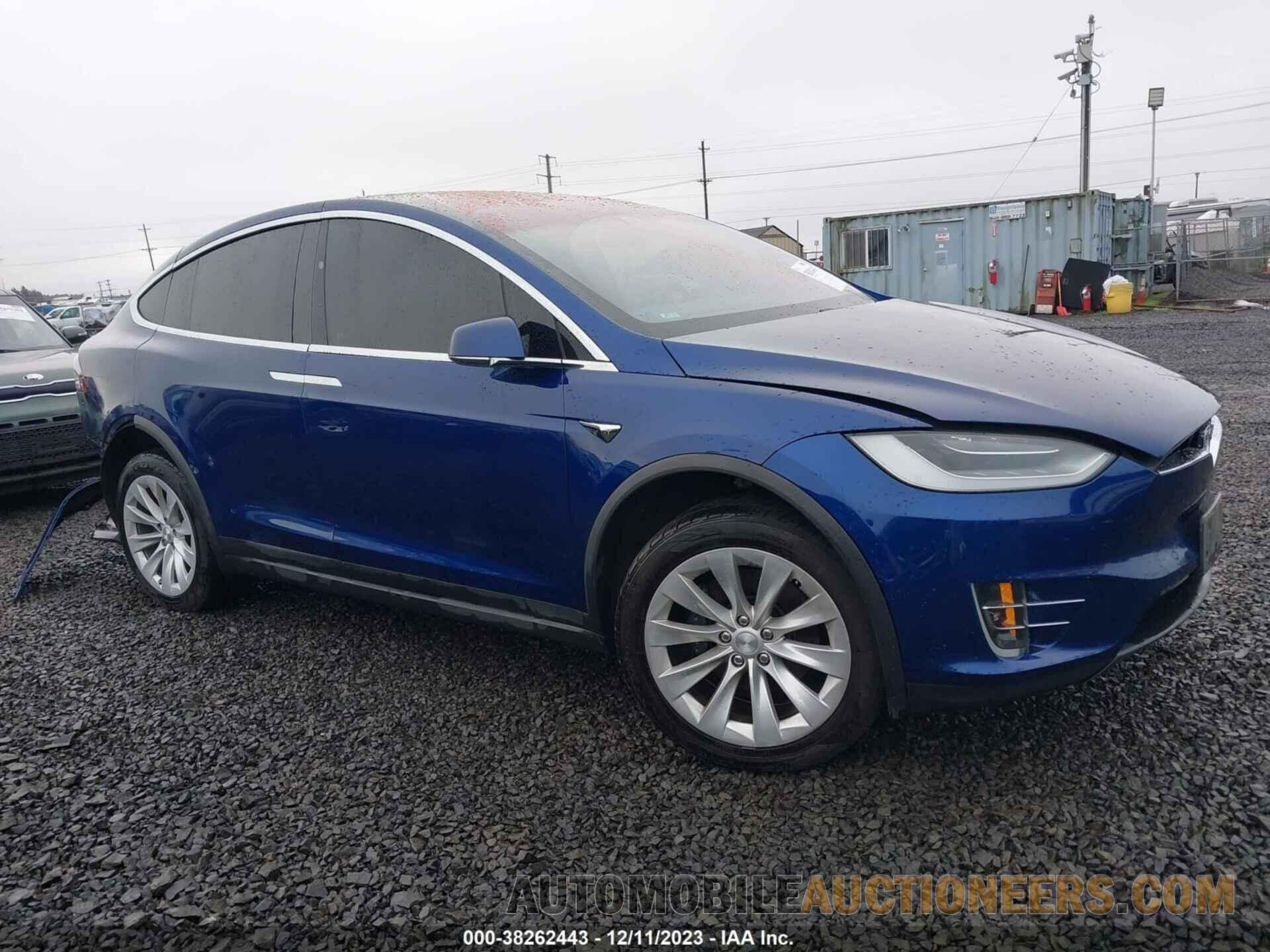 5YJXCDE21LF283053 TESLA MODEL X 2020