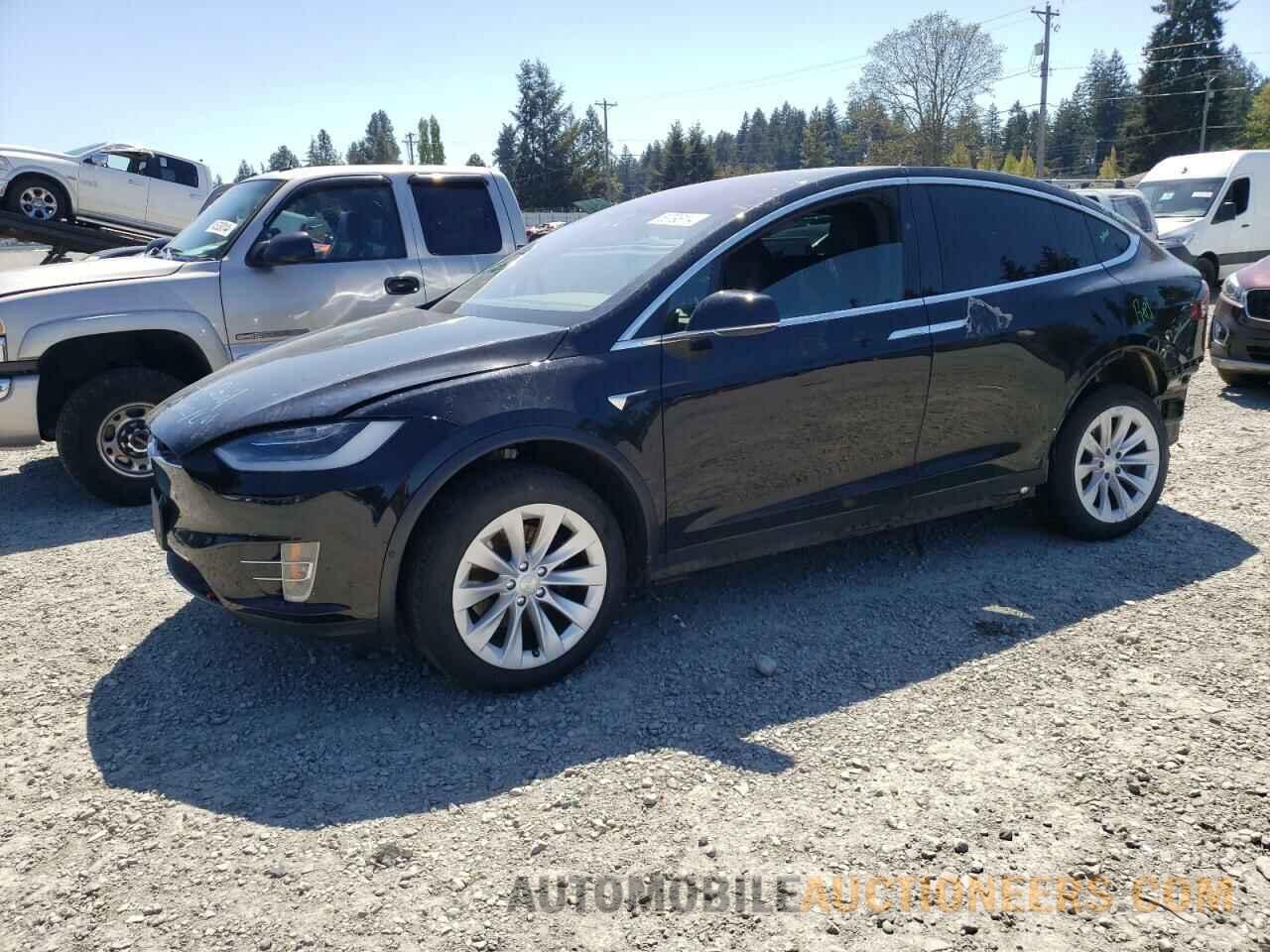 5YJXCDE21LF304368 TESLA MODEL X 2020