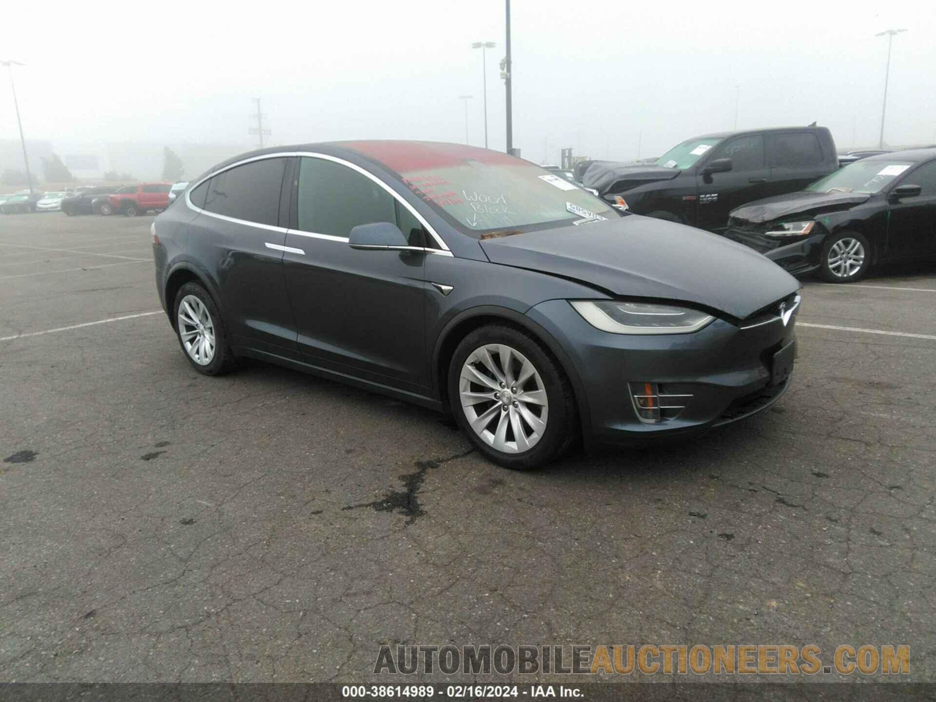 5YJXCDE22JF100014 TESLA MODEL X 2018