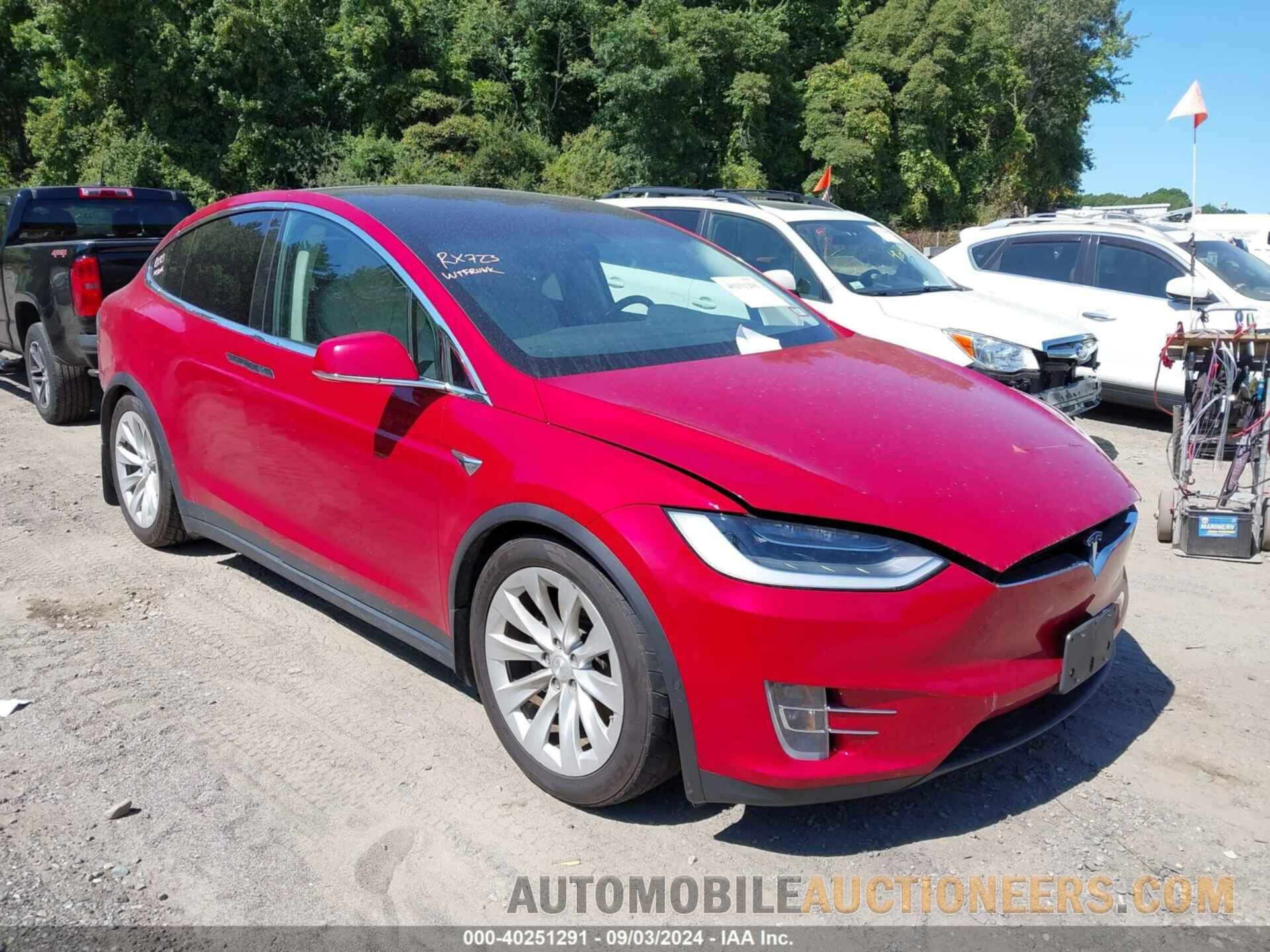 5YJXCDE22JF125723 TESLA MODEL X 2018