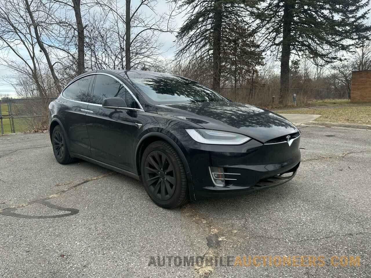 5YJXCDE22KF180691 TESLA MODEL X 2019