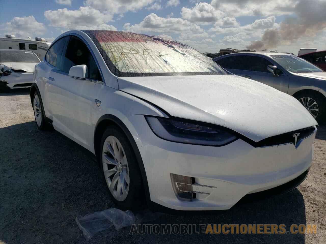 5YJXCDE22LF249770 TESLA MODEL X 2020