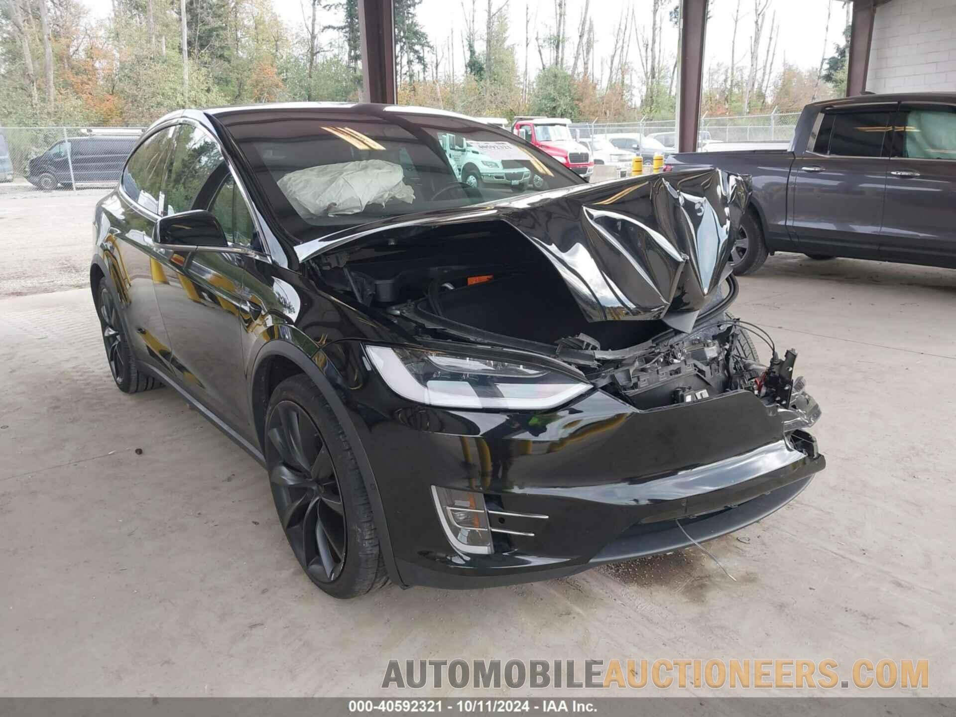 5YJXCDE22LF270280 TESLA MODEL X 2020