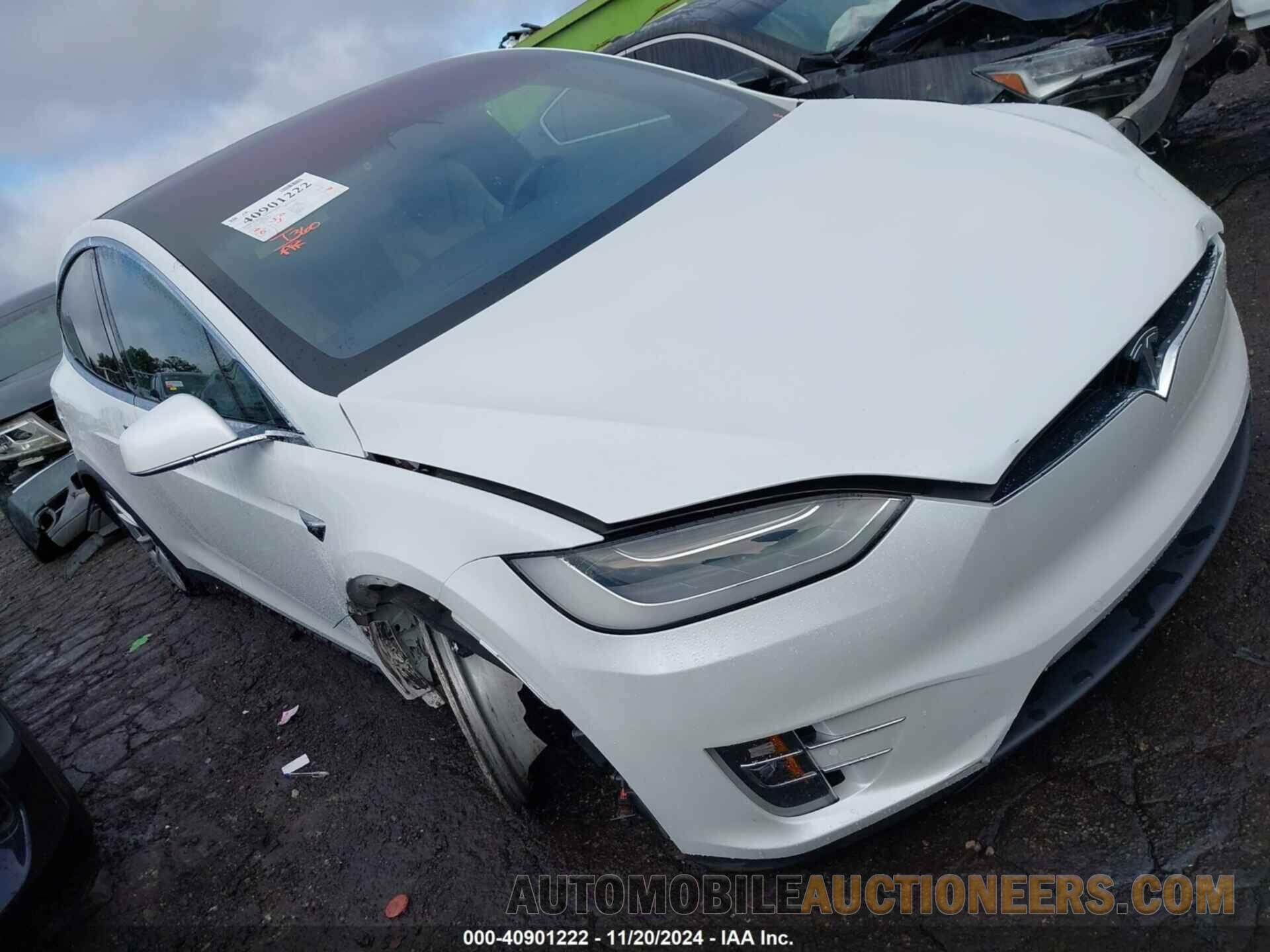 5YJXCDE22LF301401 TESLA MODEL X 2020