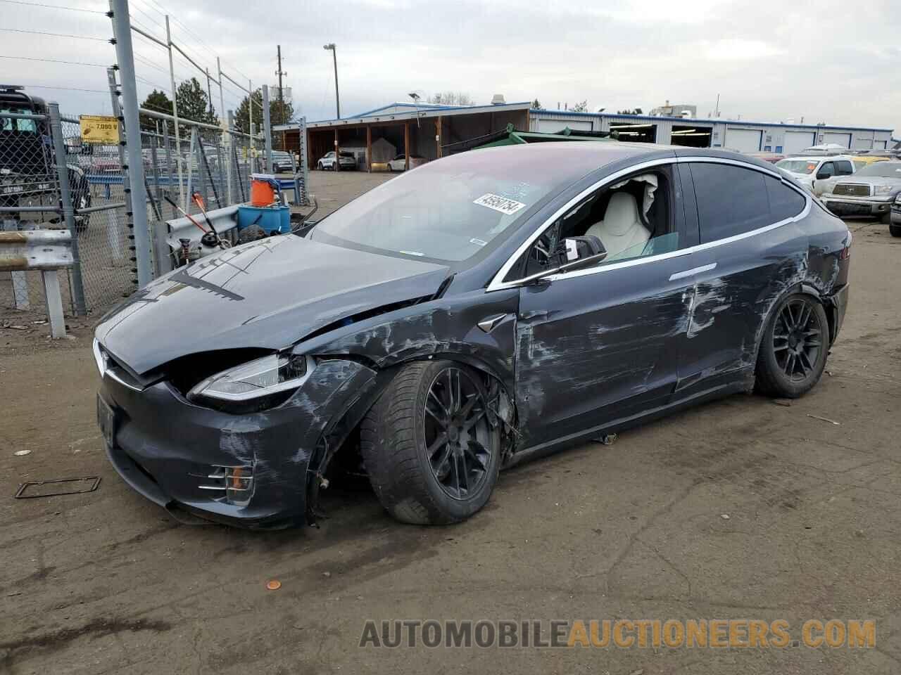 5YJXCDE23HF050105 TESLA MODEL X 2017