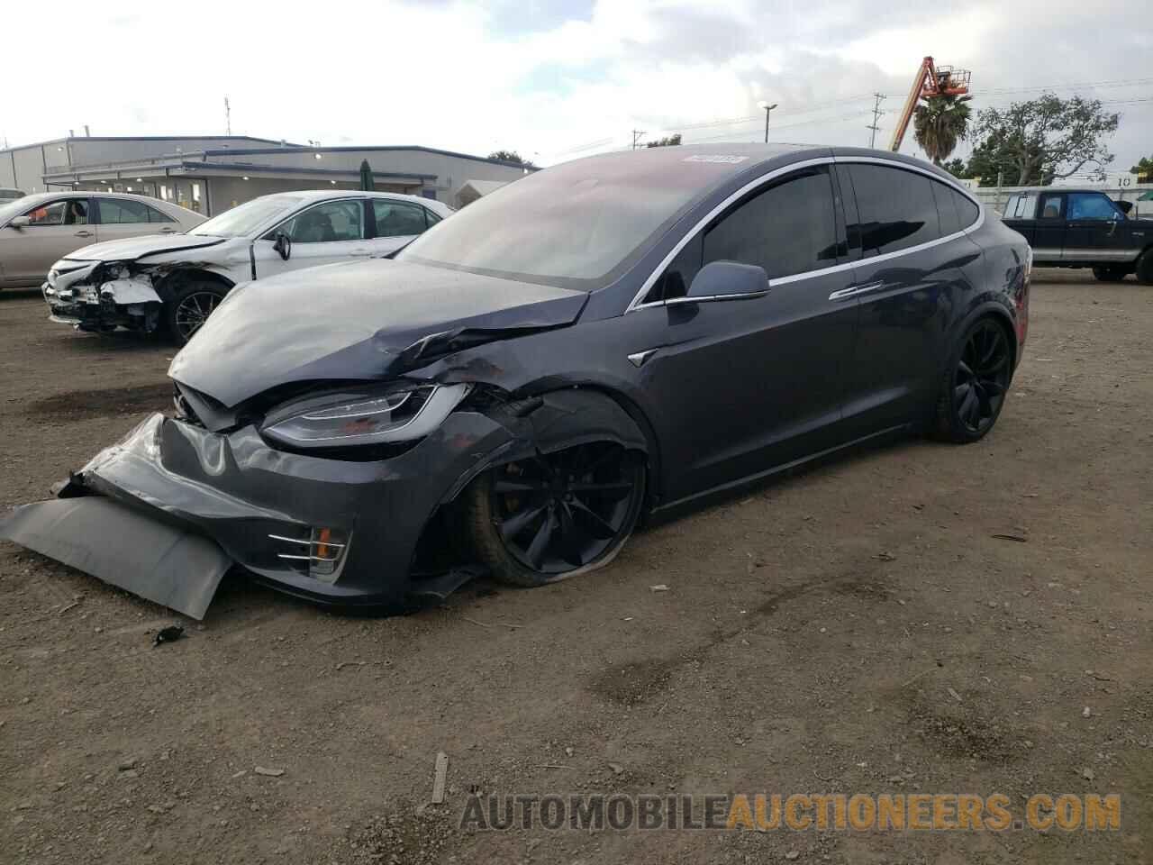 5YJXCDE23HF051352 TESLA MODEL X 2017