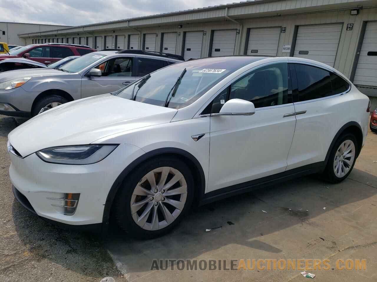 5YJXCDE23HF060908 TESLA MODEL X 2017