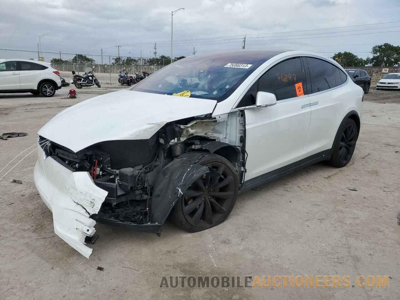 5YJXCDE23JF126766 TESLA MODEL X 2018