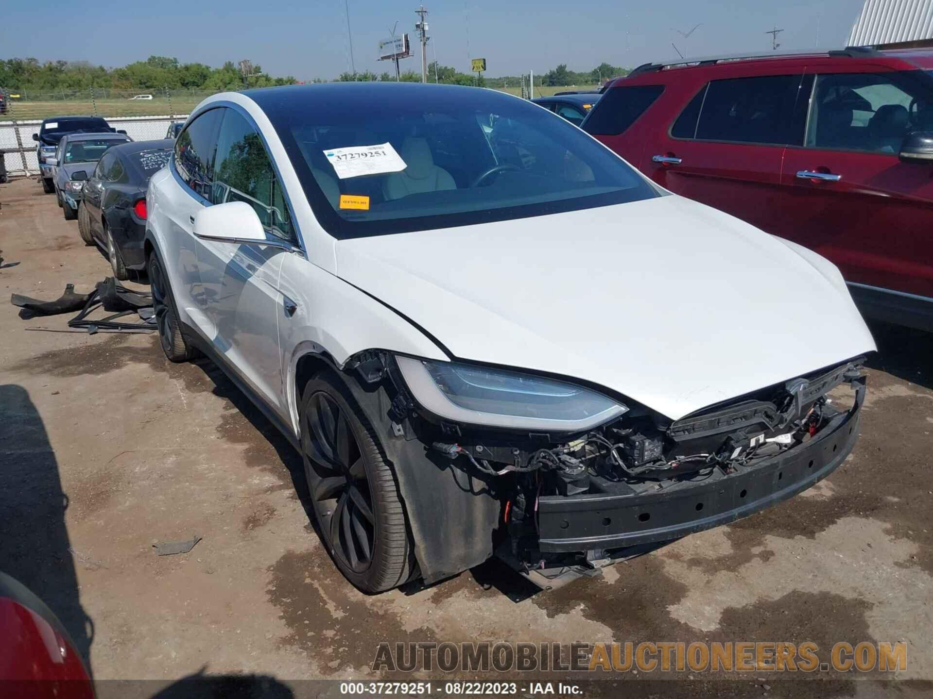 5YJXCDE23KF213780 TESLA MODEL X 2019