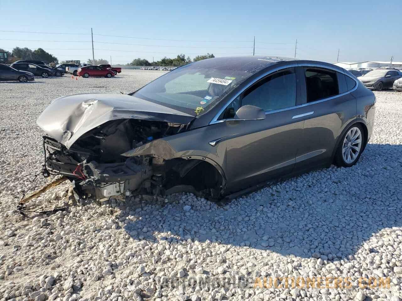 5YJXCDE24GF026328 TESLA MODEL X 2016