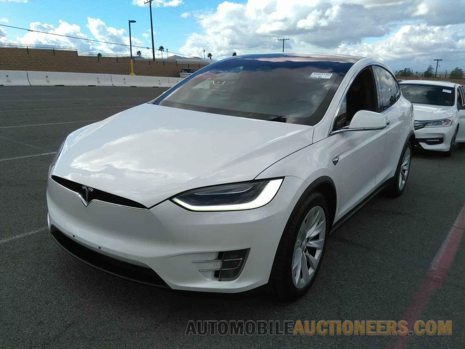 5YJXCDE24HF079449 Tesla Model X 2017