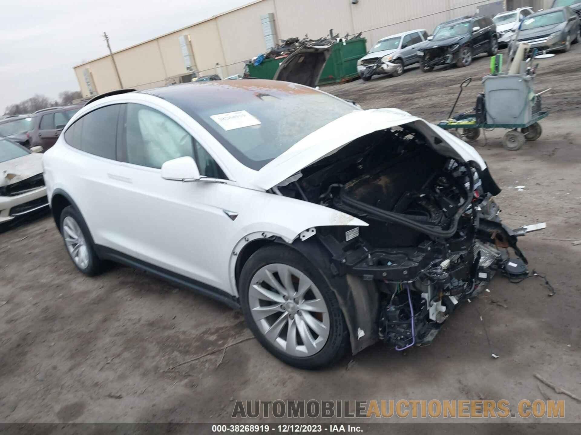 5YJXCDE24MF320372 TESLA MODEL X 2021