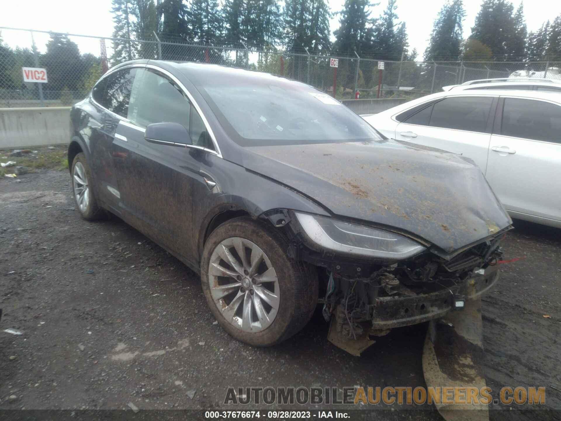 5YJXCDE25JF090448 TESLA MODEL X 2018