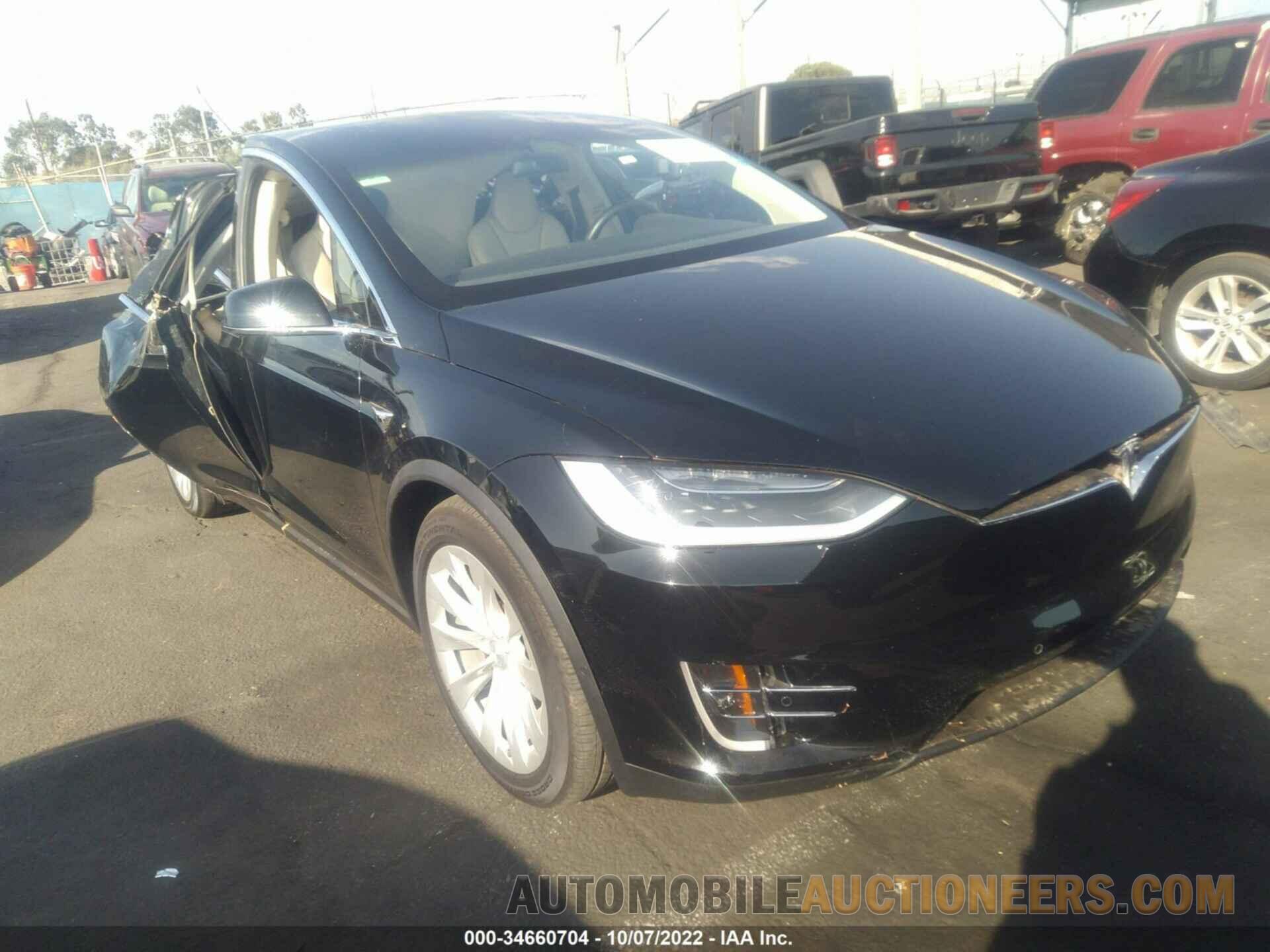 5YJXCDE25JF106552 TESLA MODEL X 2018