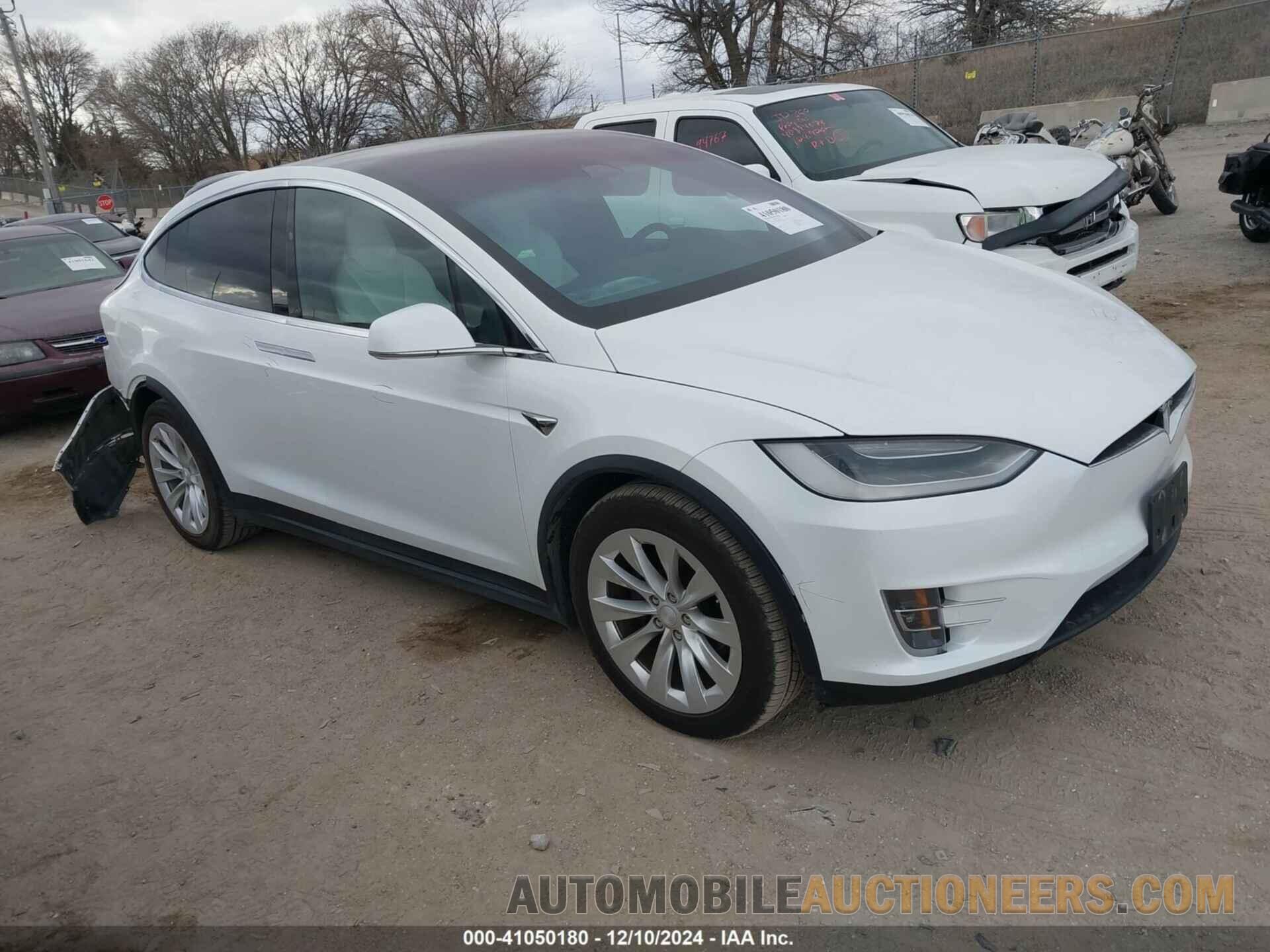 5YJXCDE25KF185027 TESLA MODEL X 2019