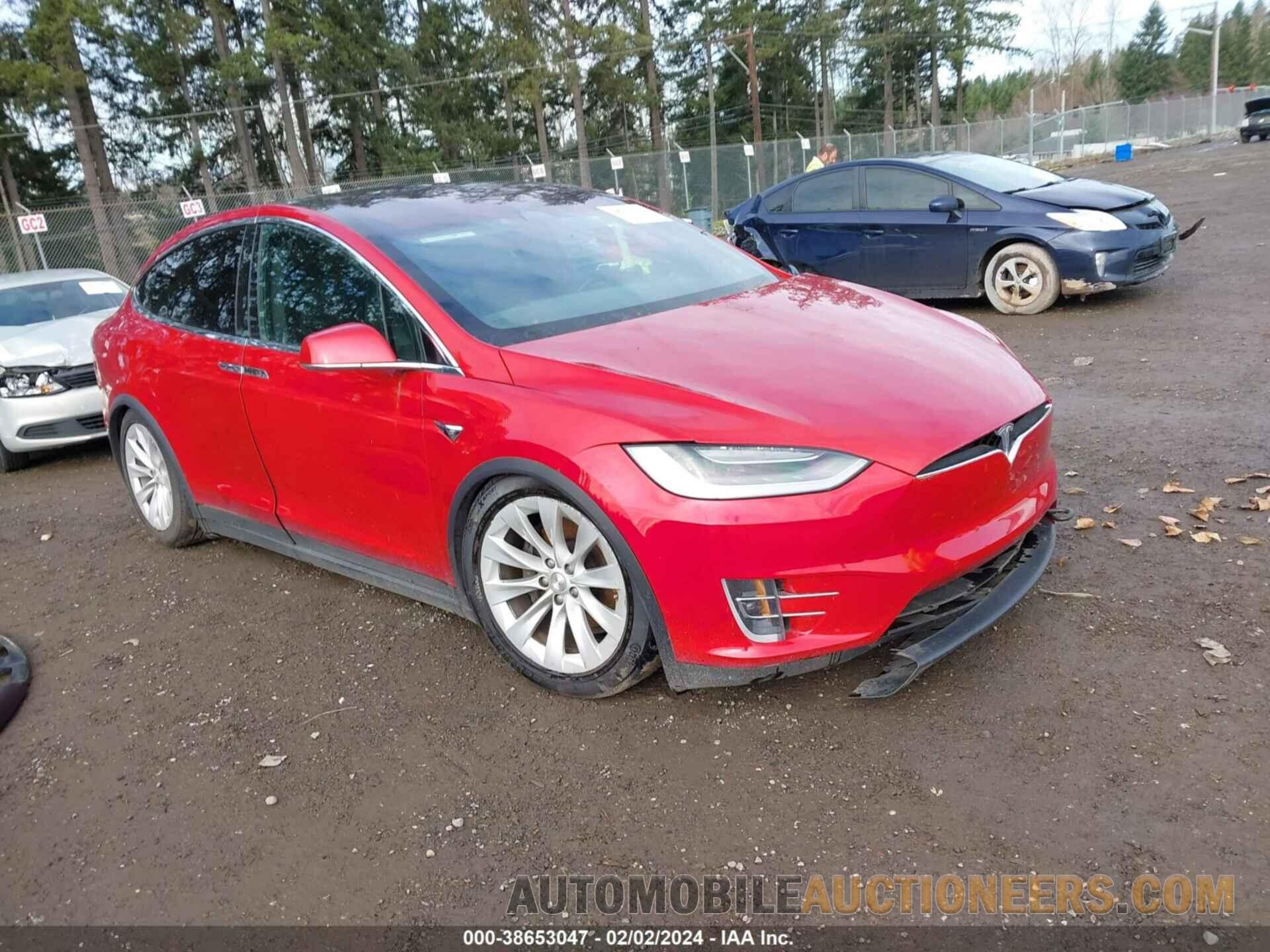 5YJXCDE25LF270208 TESLA MODEL X 2020