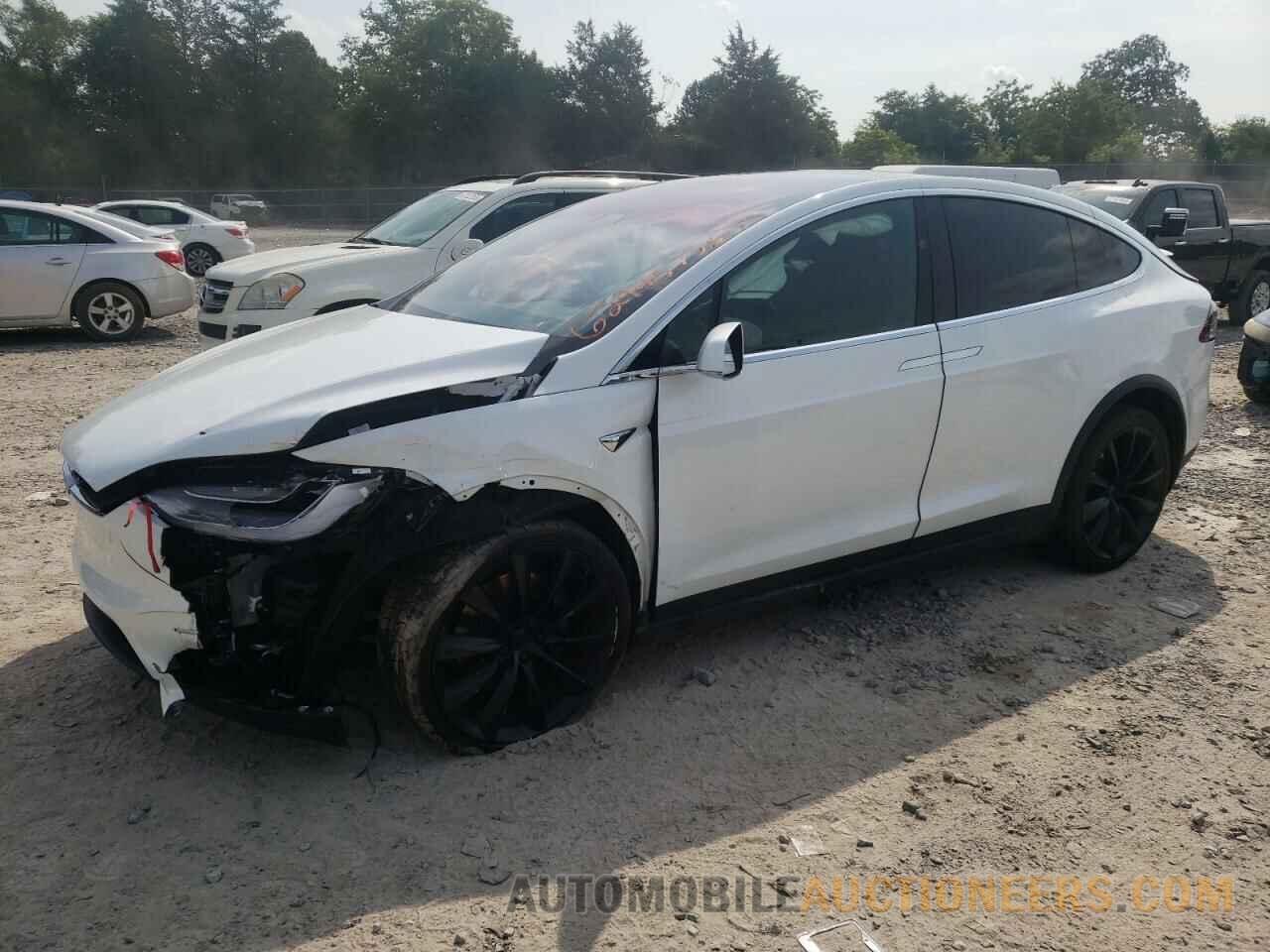 5YJXCDE25LF301070 TESLA MODEL X 2020