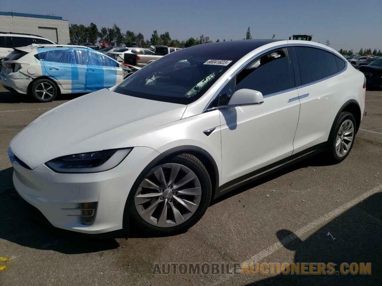 5YJXCDE26JF113512 TESLA MODEL X 2018