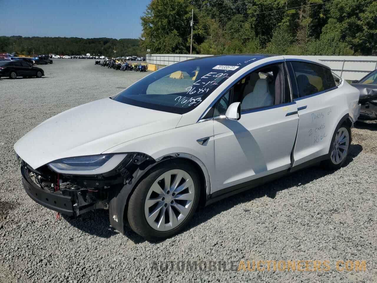 5YJXCDE26JF127684 TESLA MODEL X 2018