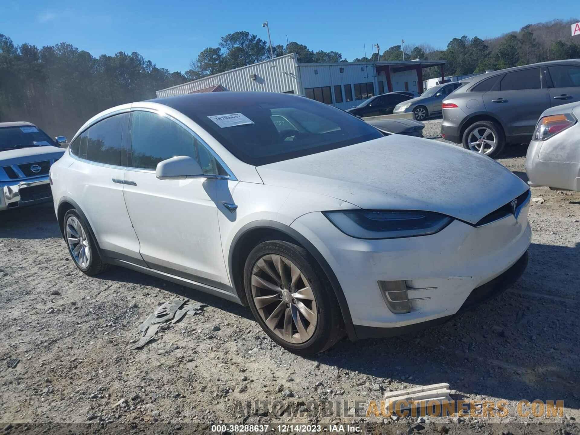 5YJXCDE27HF044548 TESLA MODEL X 2017