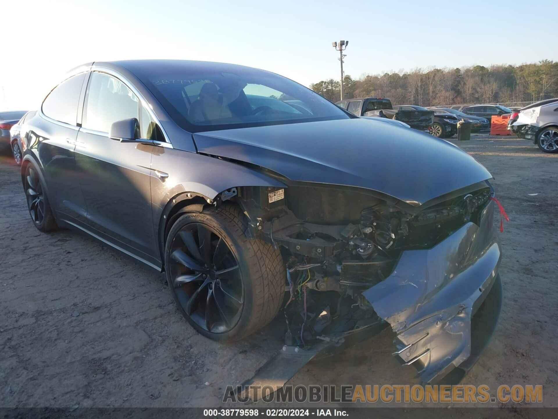 5YJXCDE27LF230860 TESLA MODEL X 2020