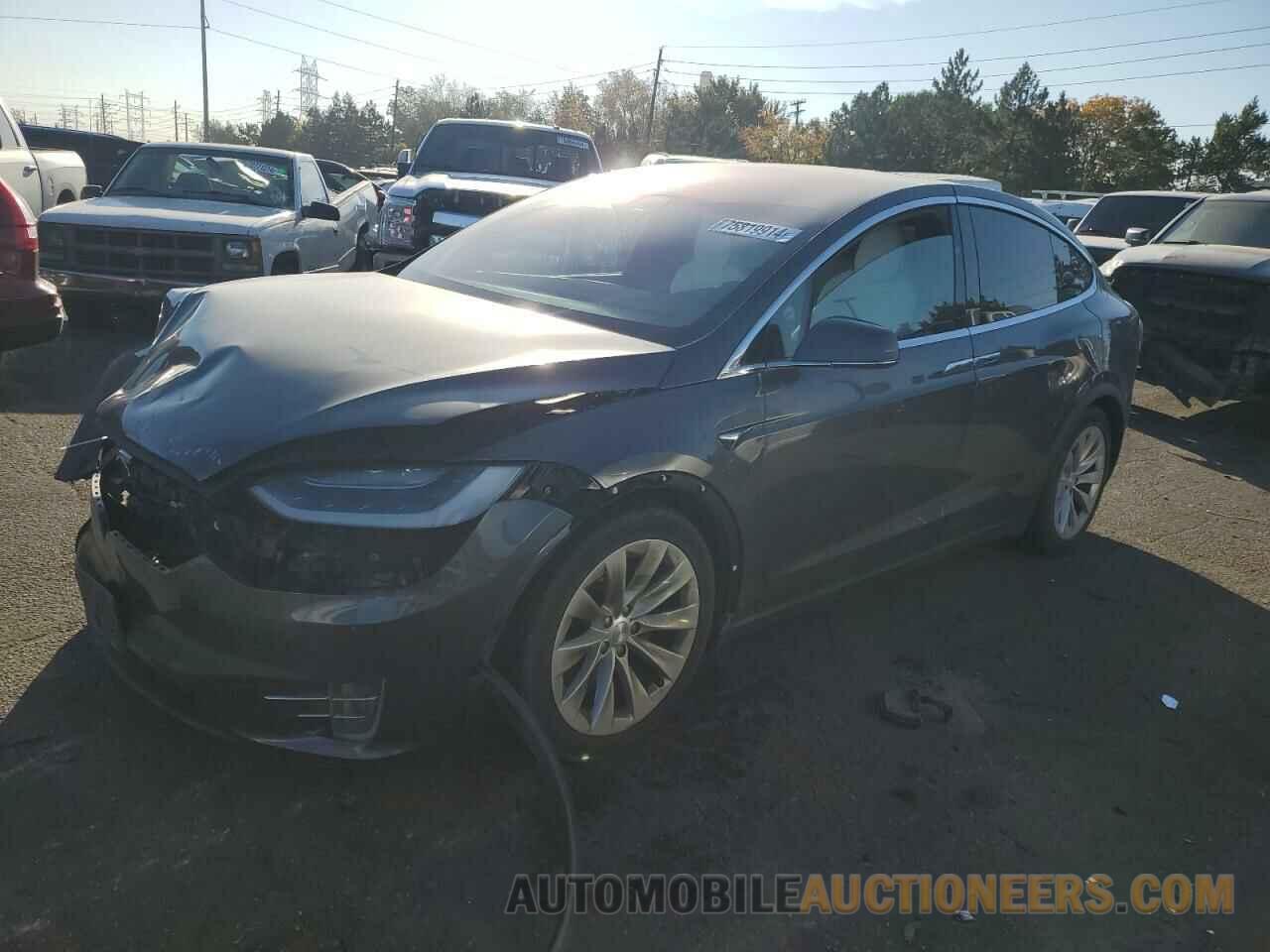 5YJXCDE28HF034899 TESLA MODEL X 2017