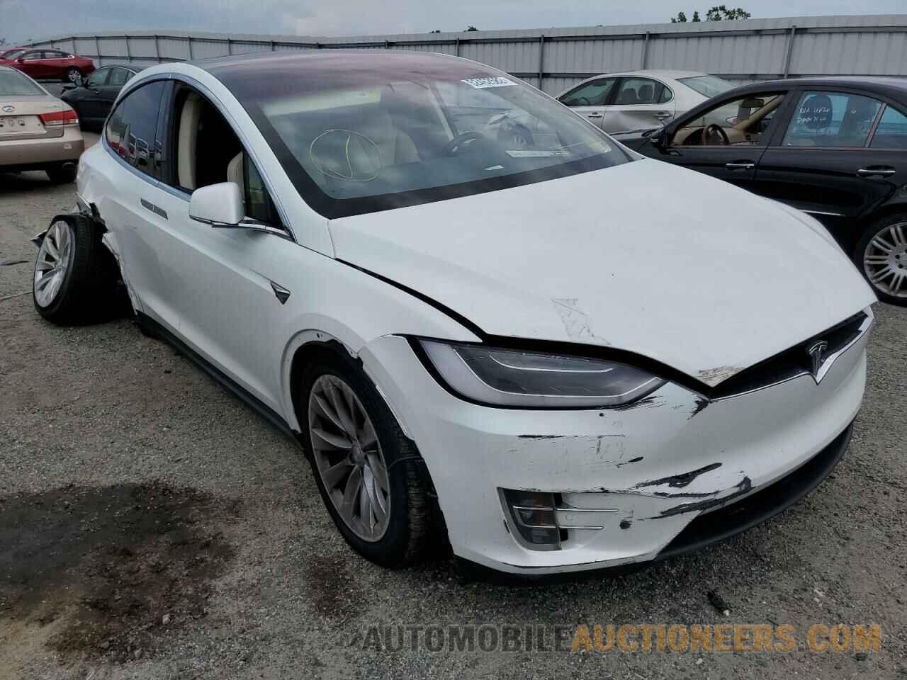 5YJXCDE28JF086930 TESLA MODEL X 2018