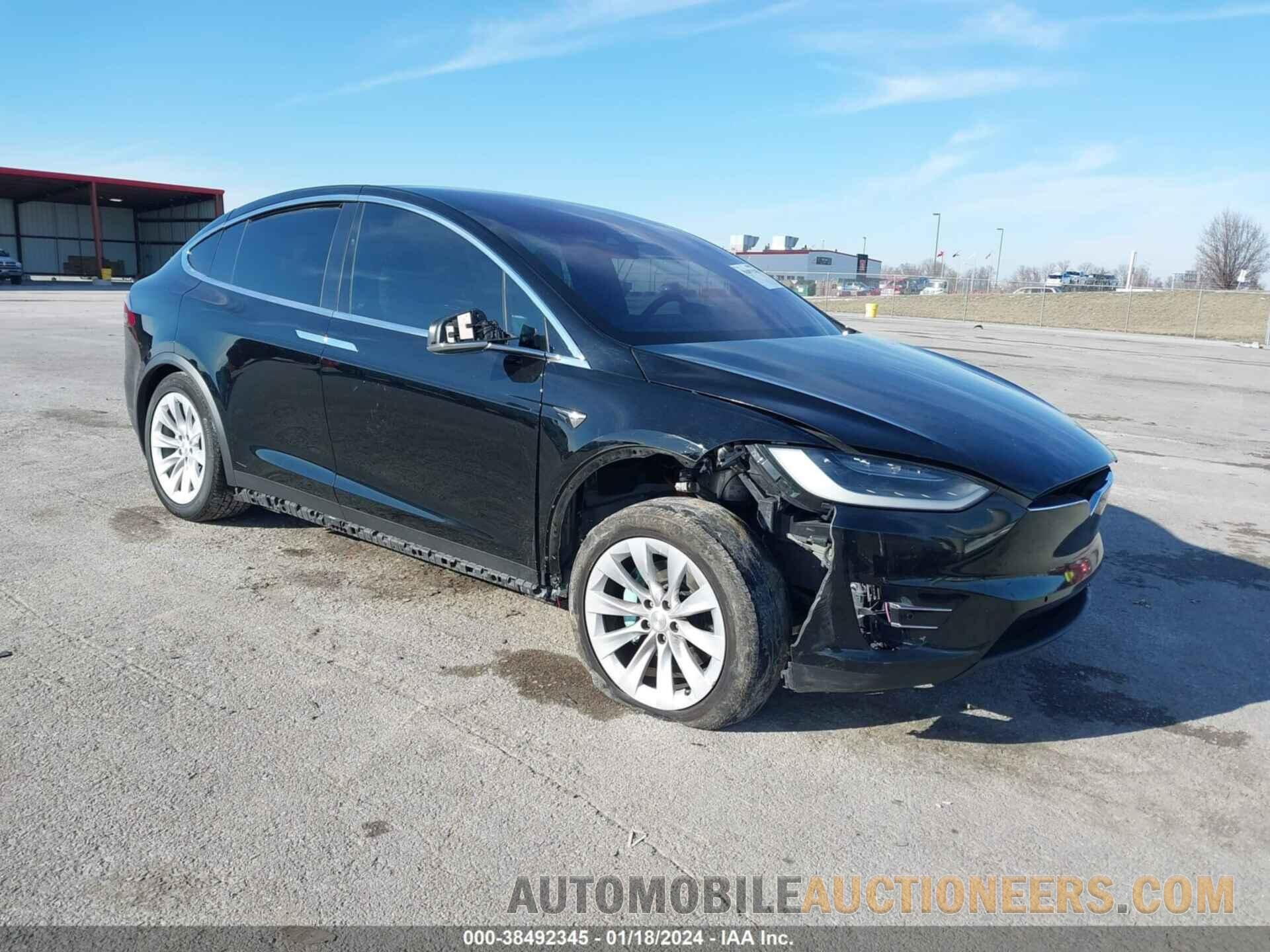 5YJXCDE28JF141411 TESLA MODEL X 2018