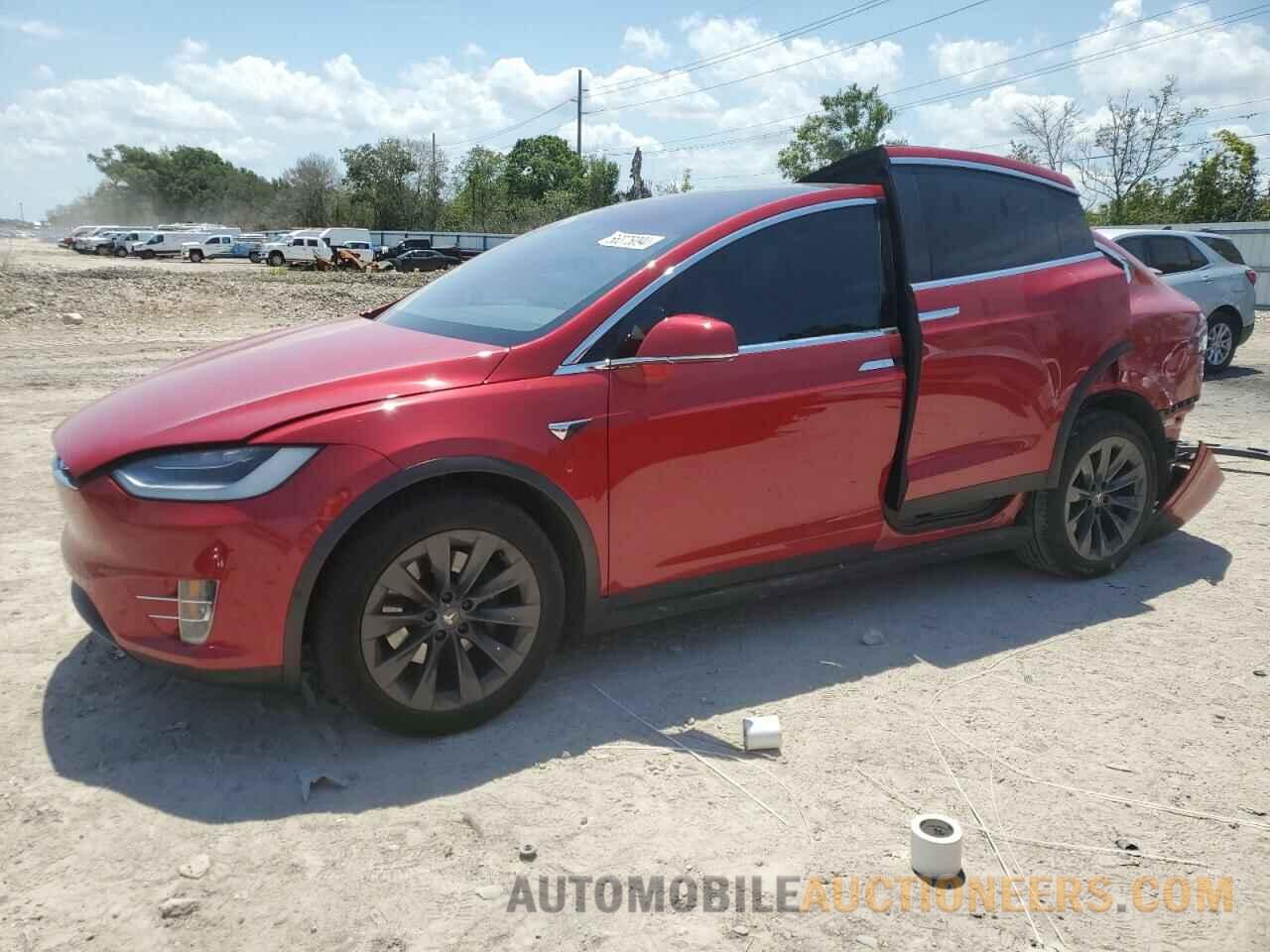 5YJXCDE28LF233217 TESLA MODEL X 2020