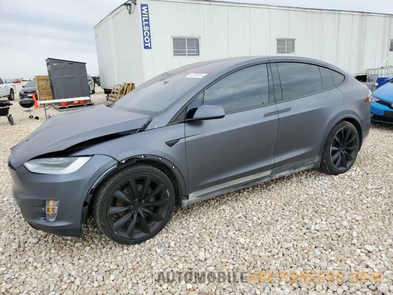 5YJXCDE28MF323999 TESLA MODEL X 2021