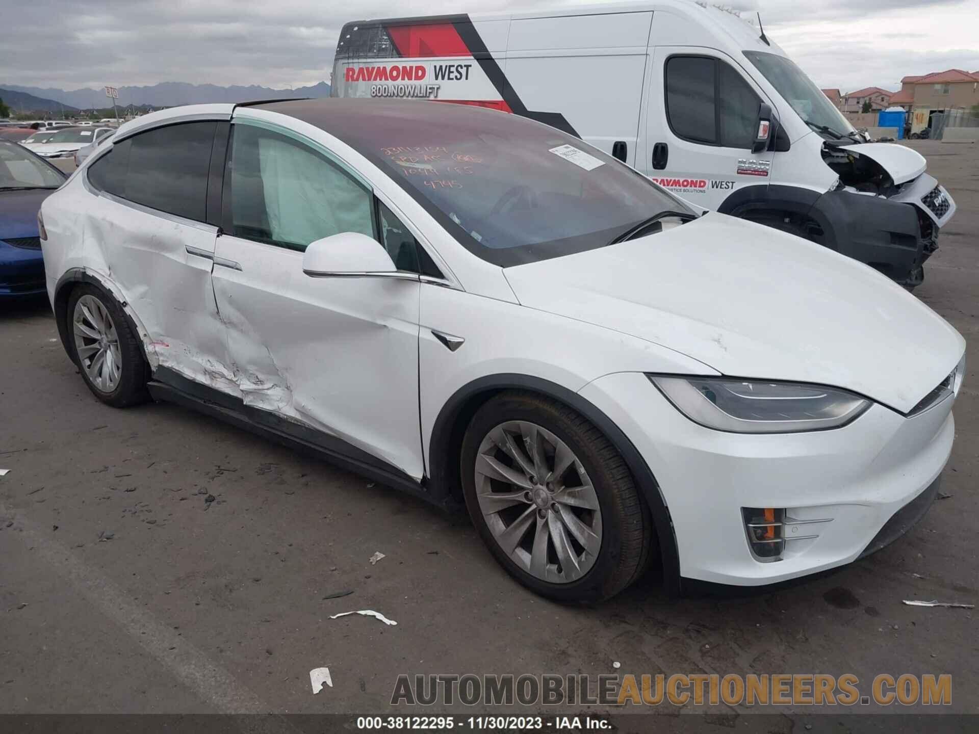 5YJXCDE29HF044745 TESLA MODEL X 2017