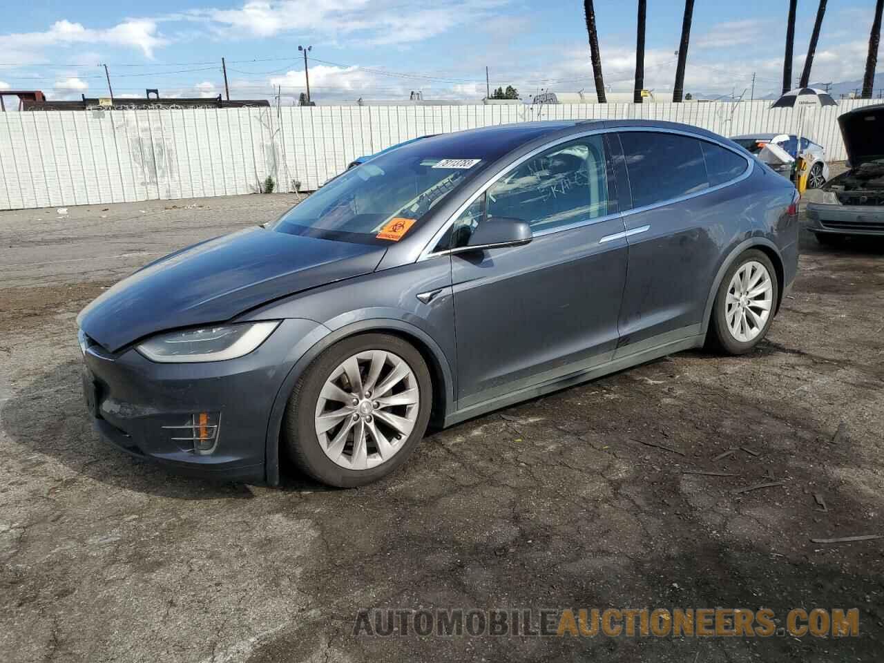 5YJXCDE29HF053445 TESLA MODEL X 2017