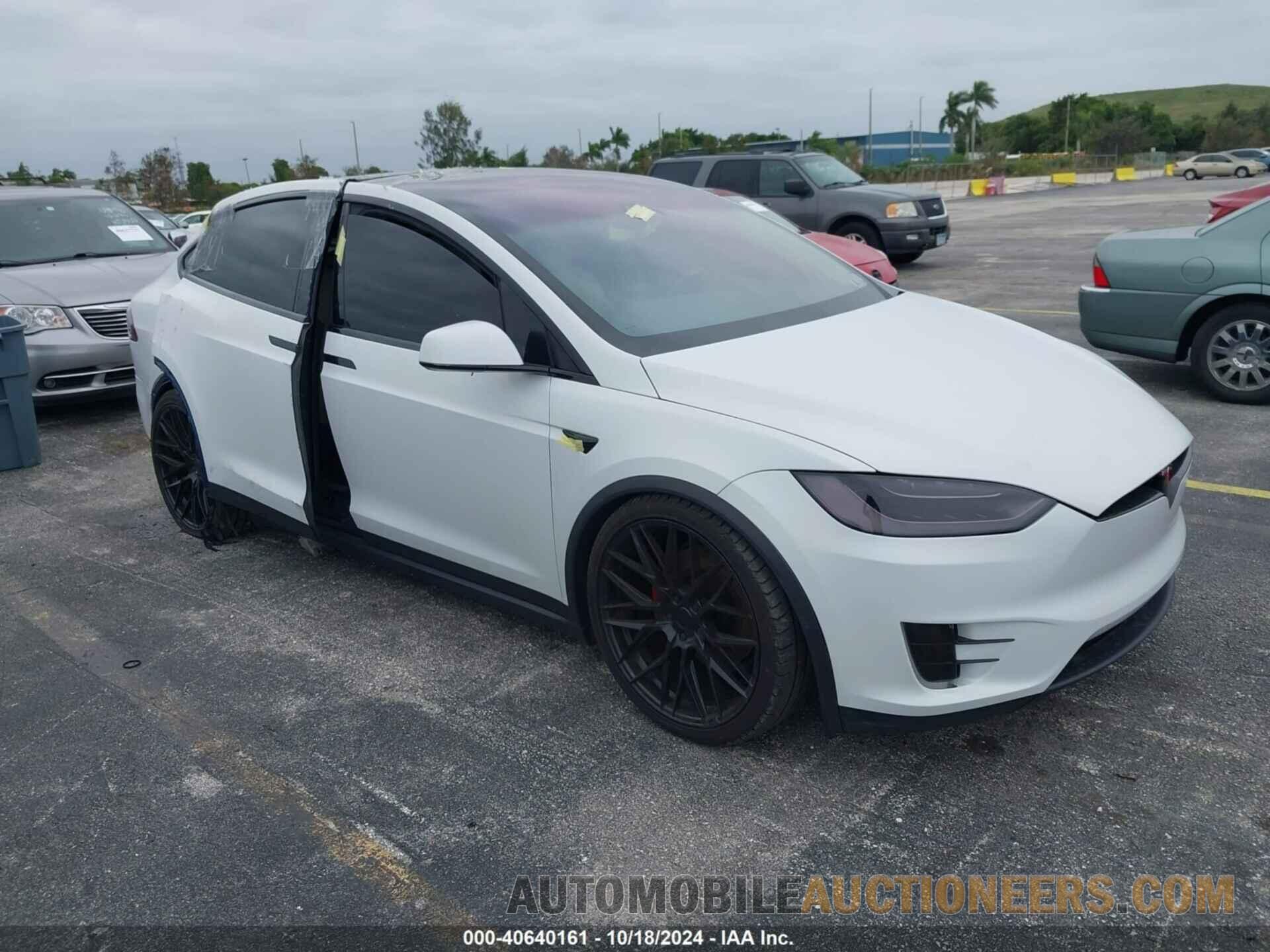 5YJXCDE29JF113309 TESLA MODEL X 2018